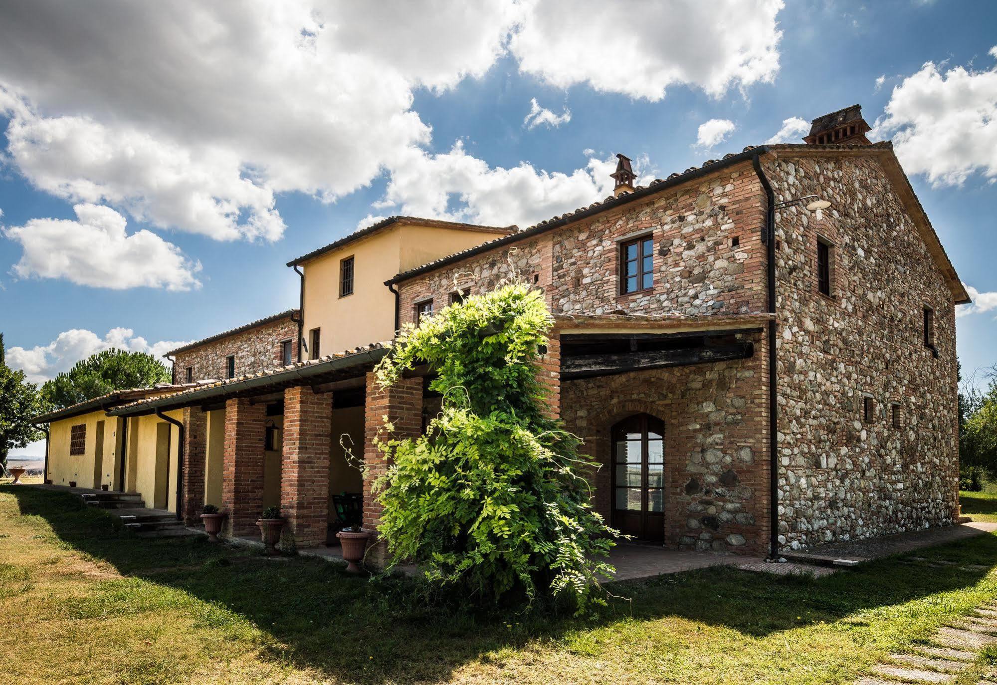 Casa D'Era Country Holiday Houses Lajatico Bagian luar foto